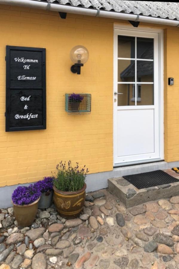 Ellemose Bed And Breakfast Lemvig Exterior photo